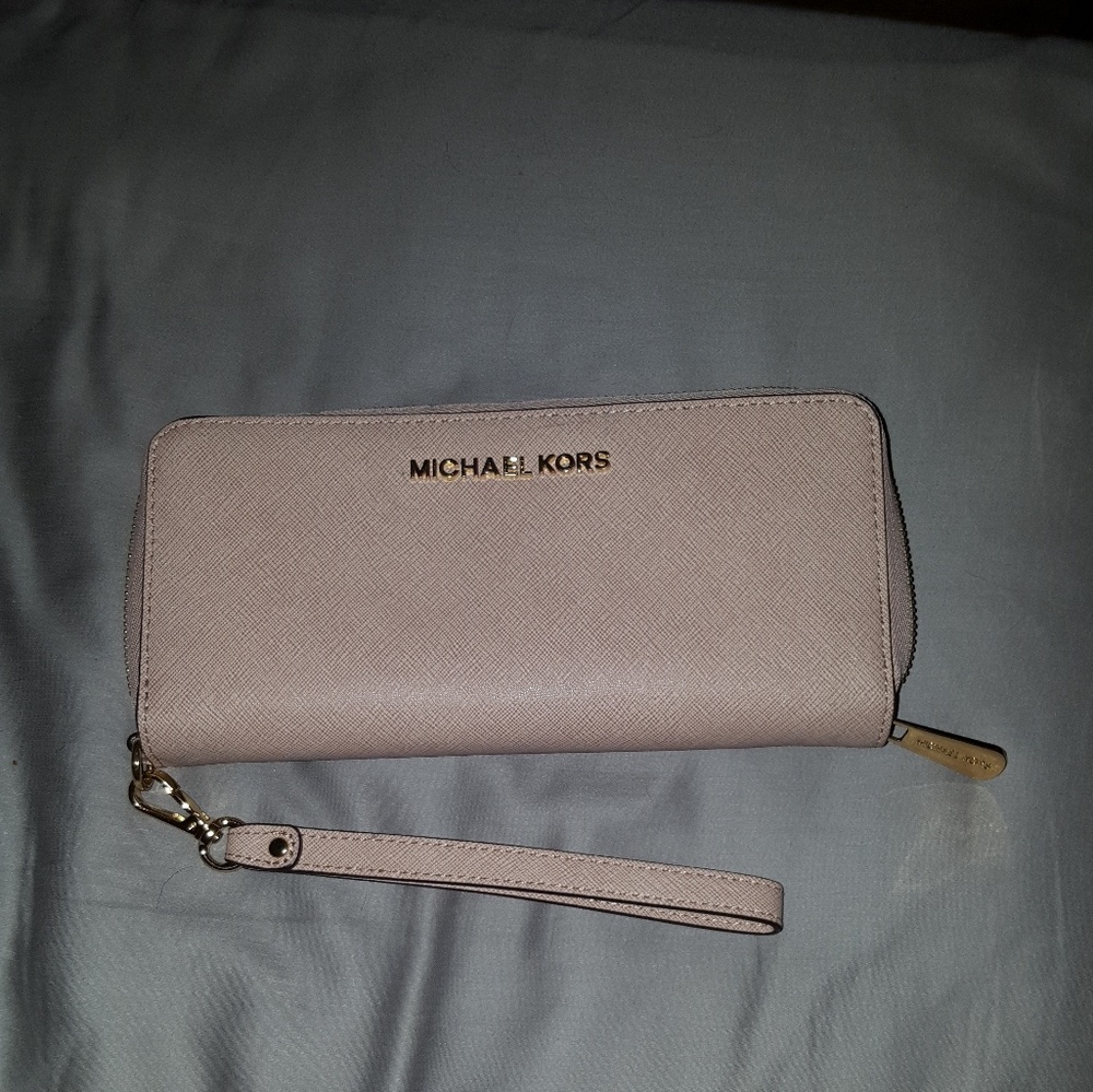 Michael Kors wallet