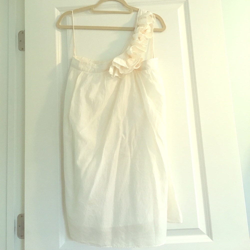 White one shoulder sundress