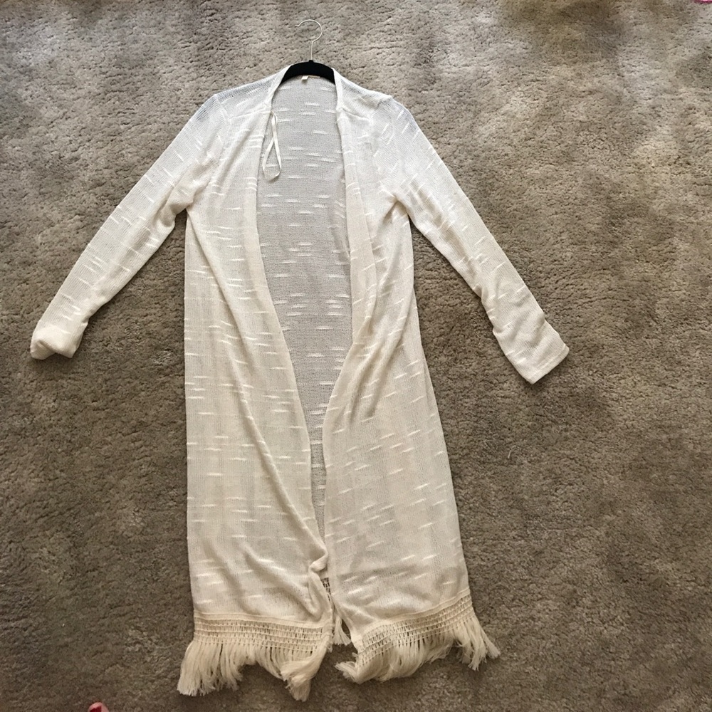 Long cream open sweater