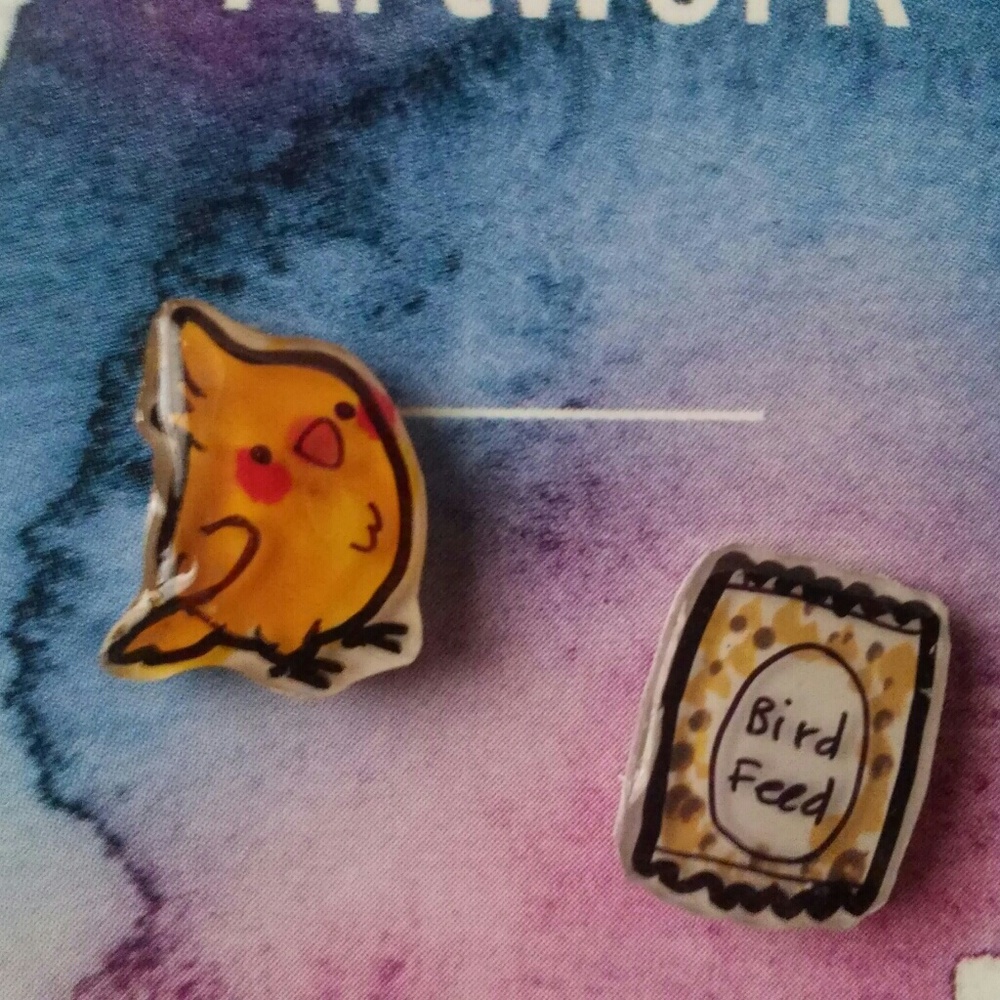Bird pins