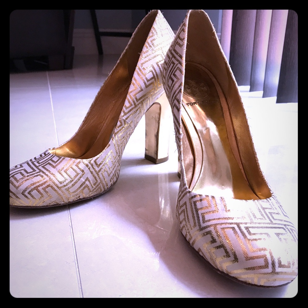 Tory Burch pumps