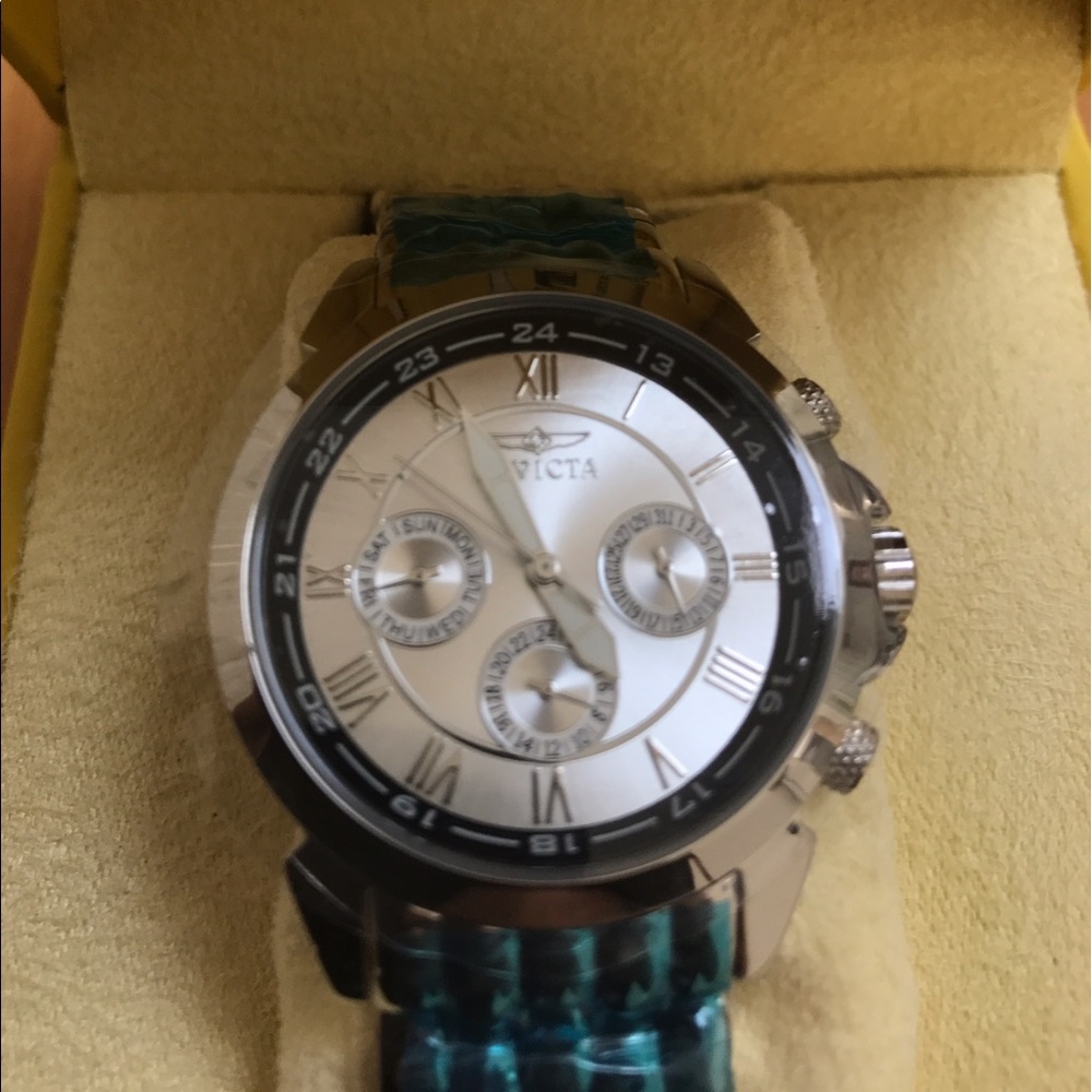 Invicta Men's Silver Watch NWT