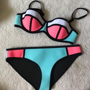 triangl poppy bikini