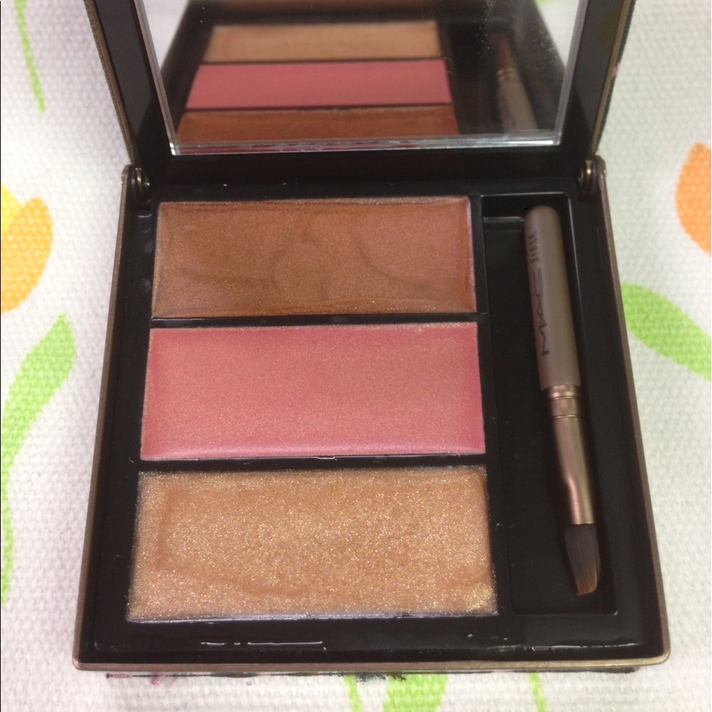MAC coral lip trio