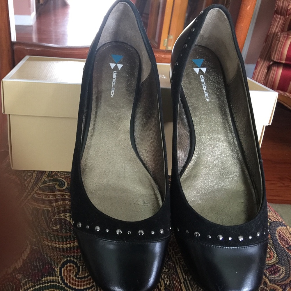 Dressy flats