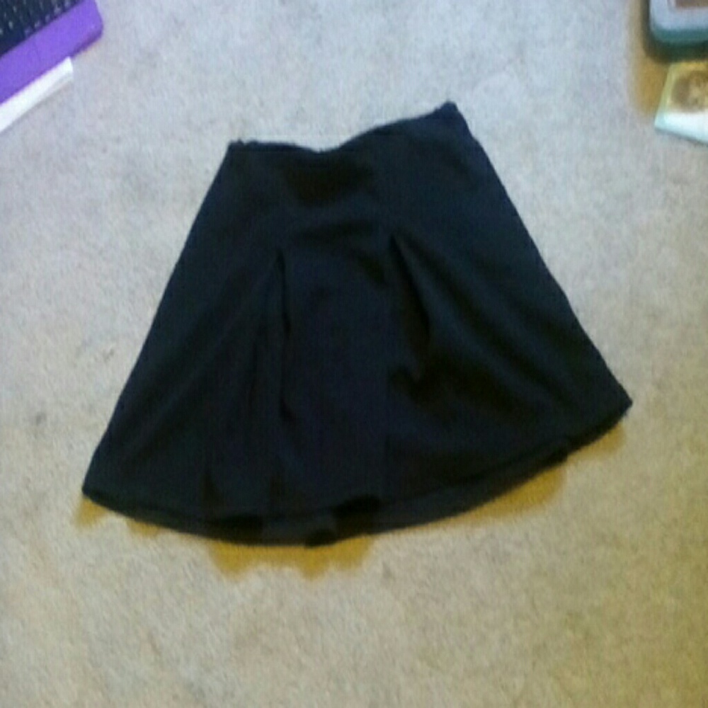 Simple black skirt