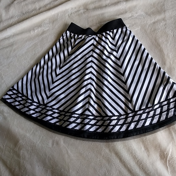 Flare skirt - Picture 1 of 1