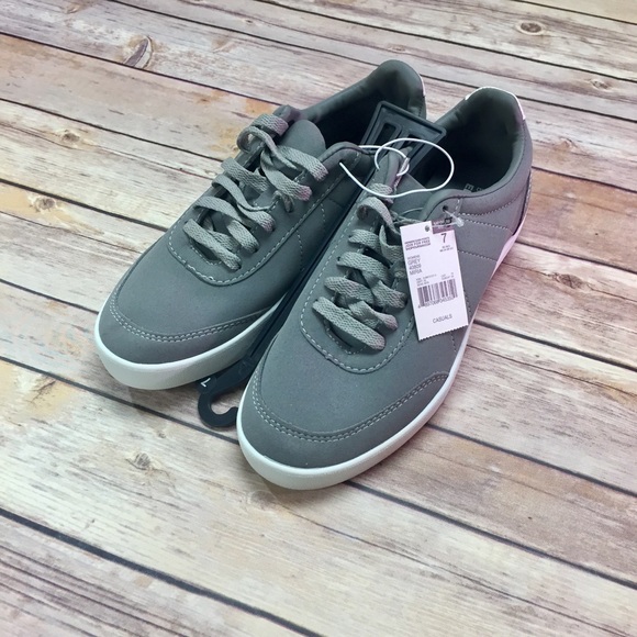 Basic Editions | Simple Grey sneakers - Picture 2 of 5