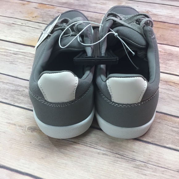 Basic Editions | Simple Grey sneakers - Picture 3 of 5