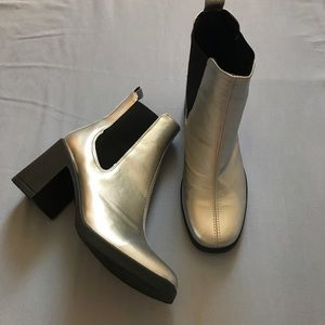 ON TREND! Topshop boots