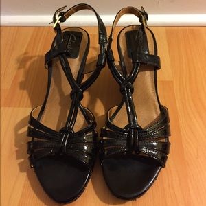 Black Clarks patent leather sandals 6.5m