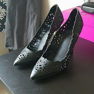 Black Leather Cut Out Pumps