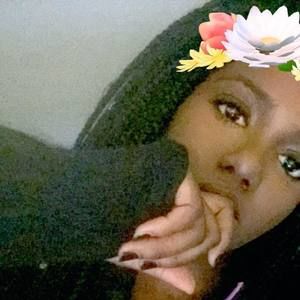 Meet your Posher, Jazmin