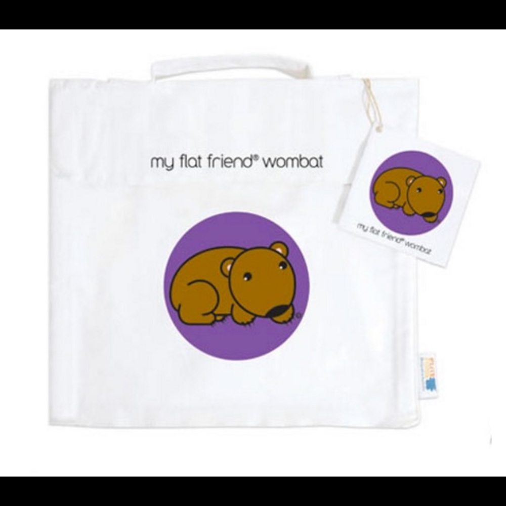 FLAT FRIENDS Carry bag with wombat character