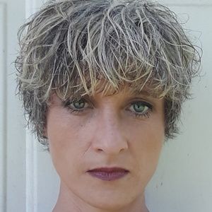 Meet your Posher, Rena