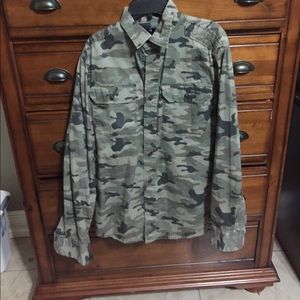 gap camo shirt