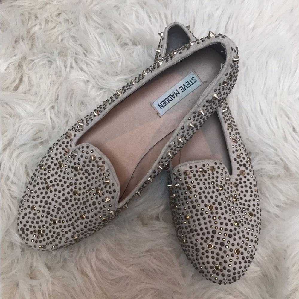 lightly worn Steve Madden flats