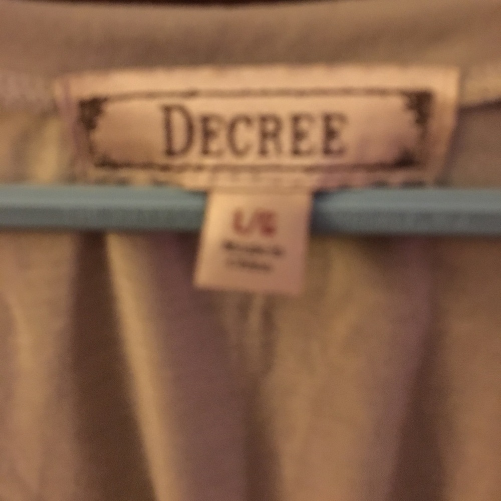 Decree tee - Picture 3 of 4