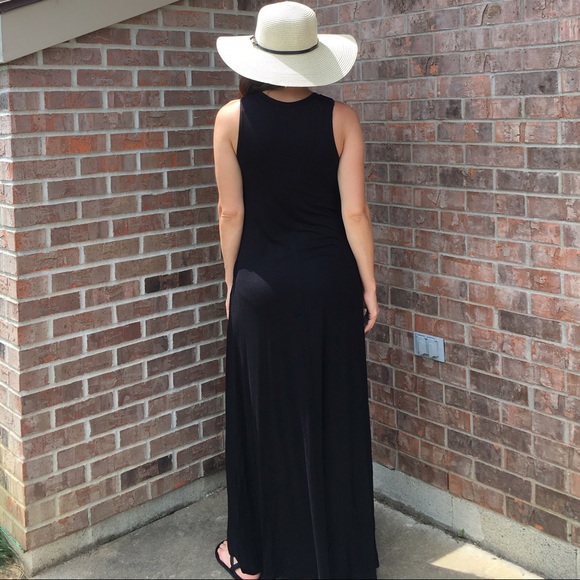 Infinity Raine Maxi Dress w/Pockets - Picture 6 of 6