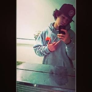 Meet your Posher, Damien