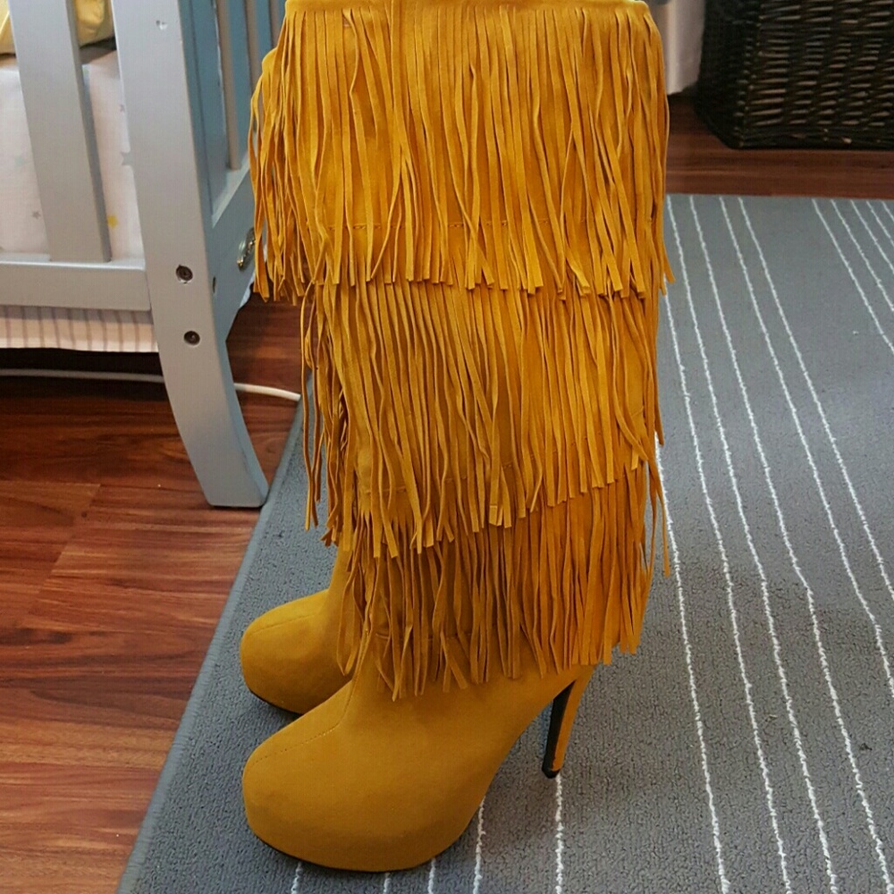 Fringe high heel boots