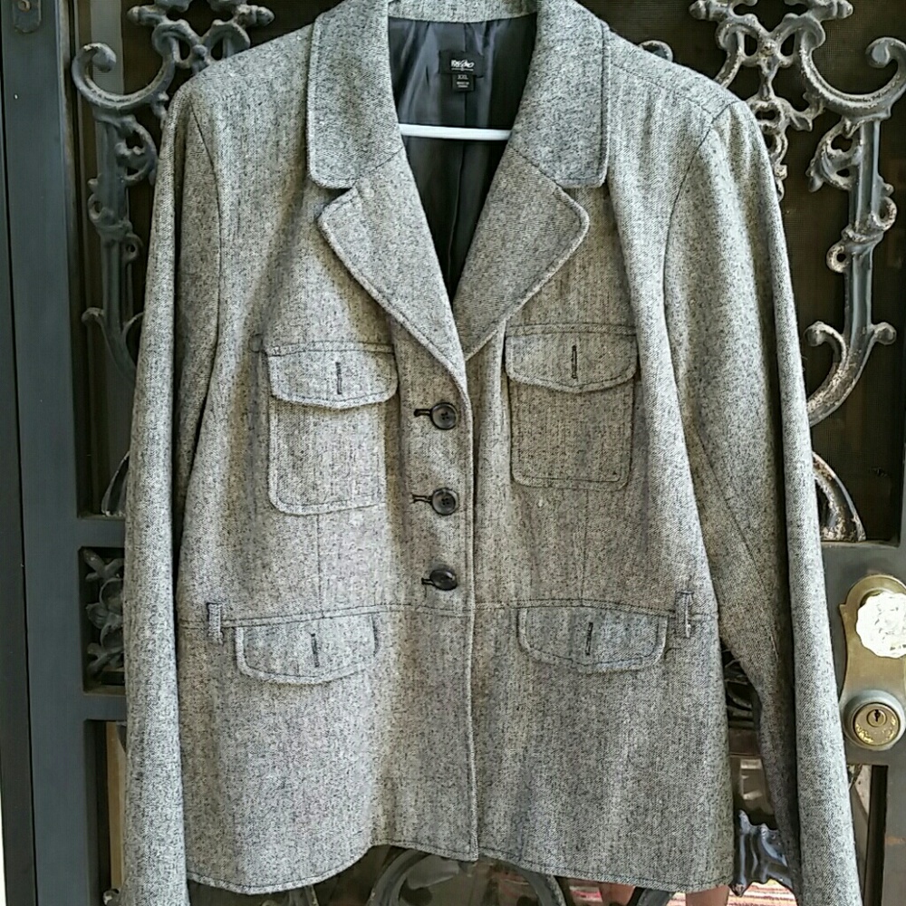 Milatary inspired jacket
