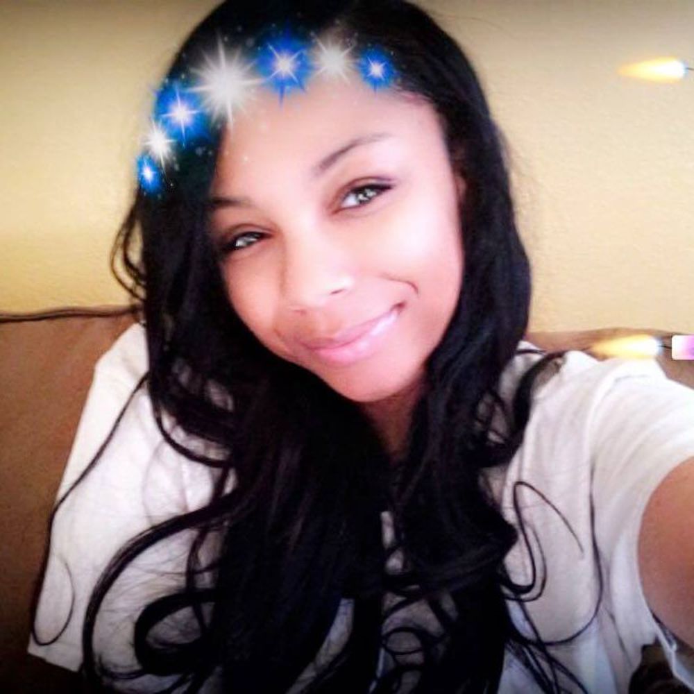 Meet your Posher, Jasmine