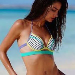 Victoria's Secret Push Up 36B Bikini Top