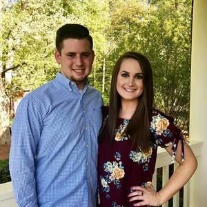 Meet your Posher, Caroline