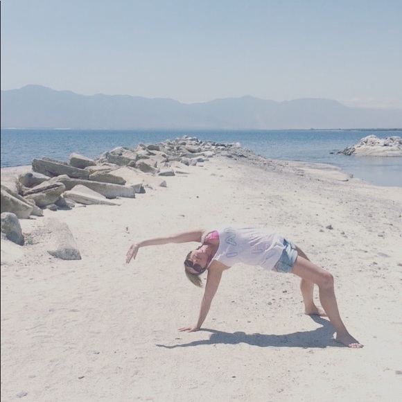 Meet your Posher, Brooke - Picture 2 of 7