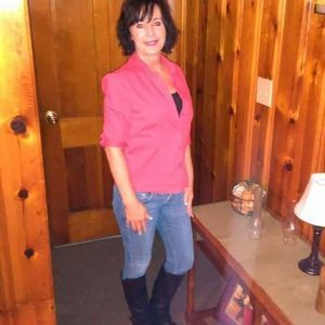 Meet your Posher, Johnnie