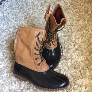 Madden girl duck boots.