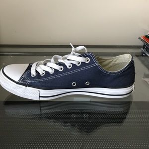 Navy blue Converse