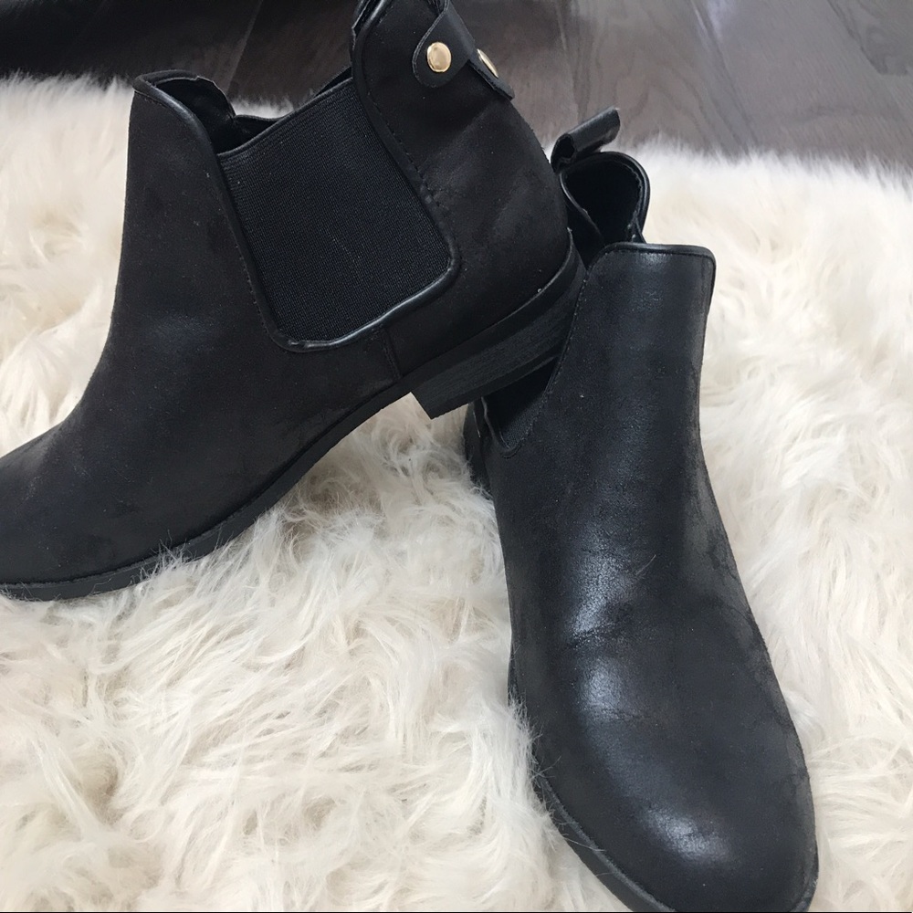 black ankle booties NEVER WORN