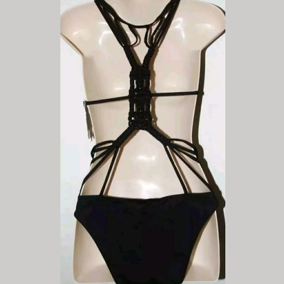 Becca macrame strappy monokini one piece unique - Picture 2 of 3