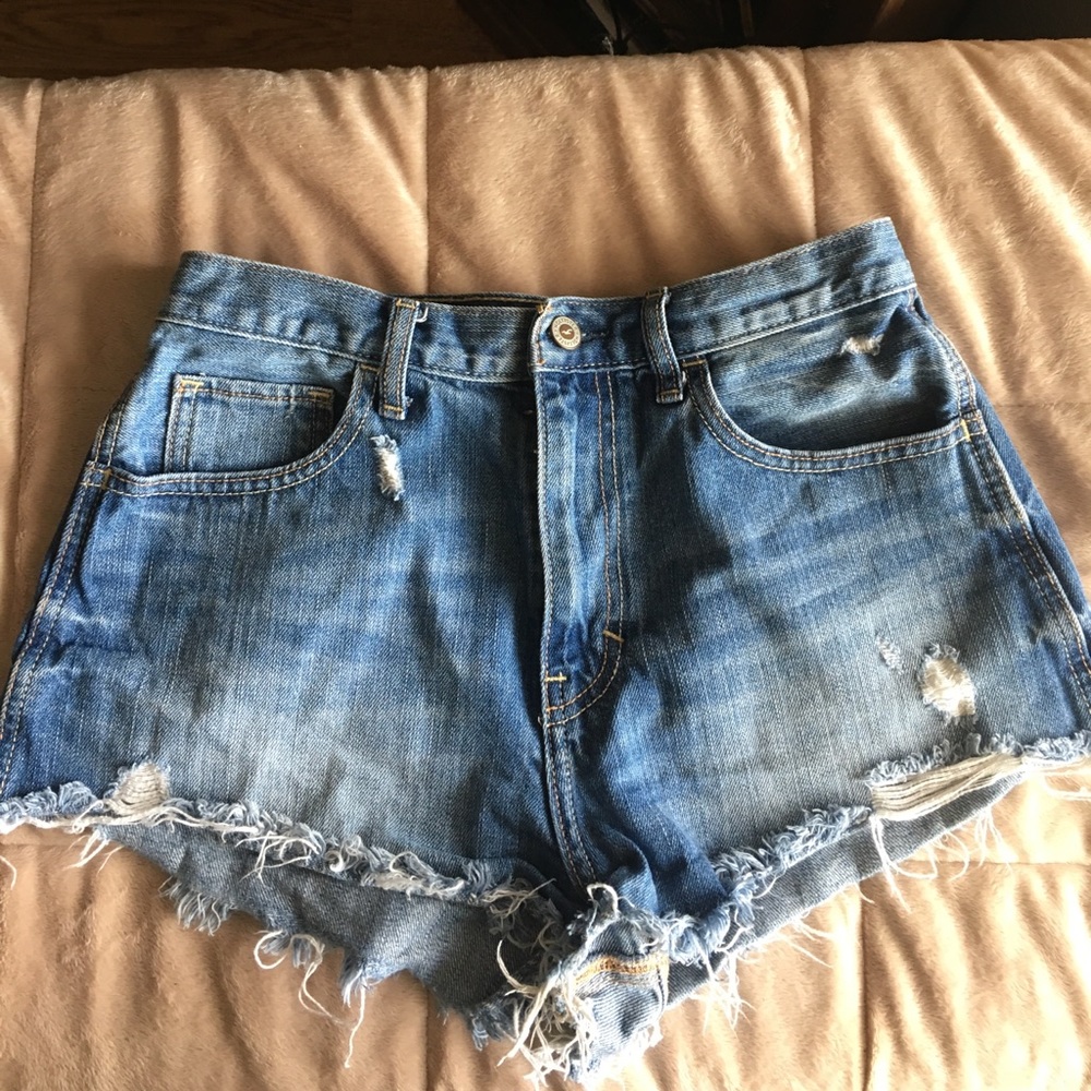 Distressed shorts