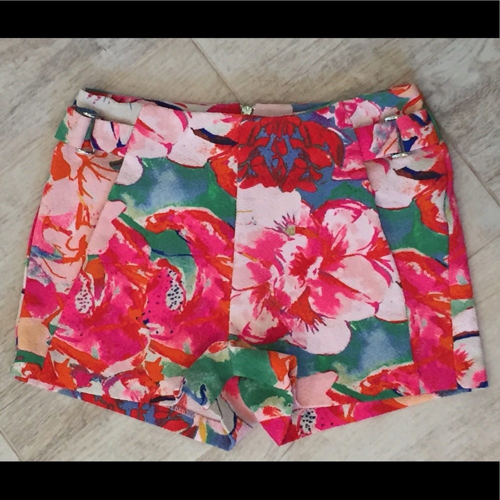 Giani Bini Floral Shorts