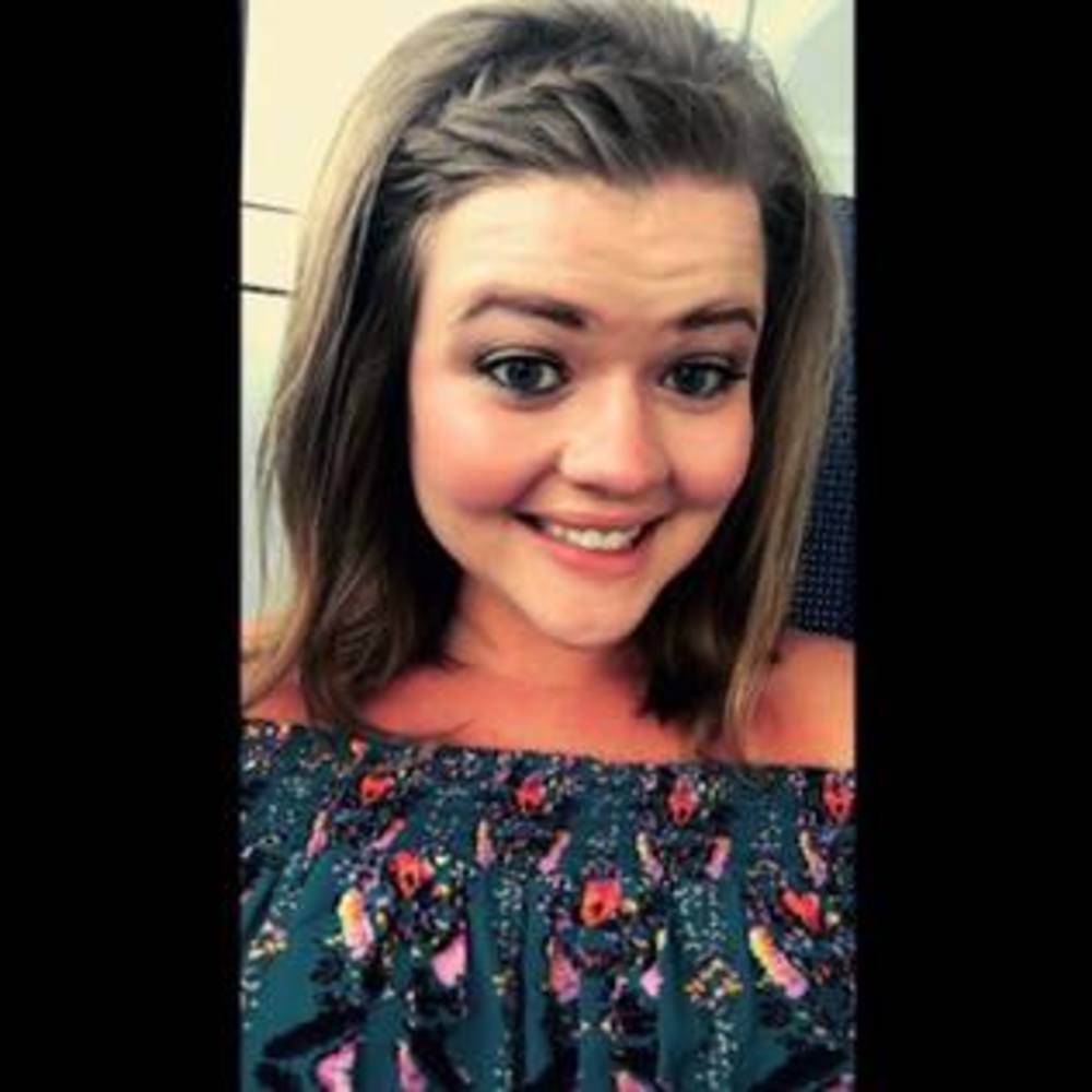 Meet your Posher, Kayla