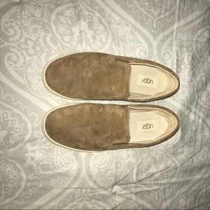 Ugg loafers in light brown, never been worn!