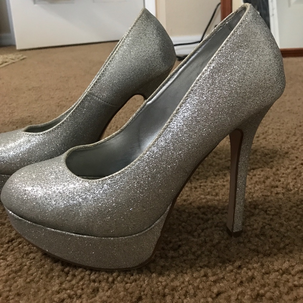 Platform heels - Picture 2 of 3