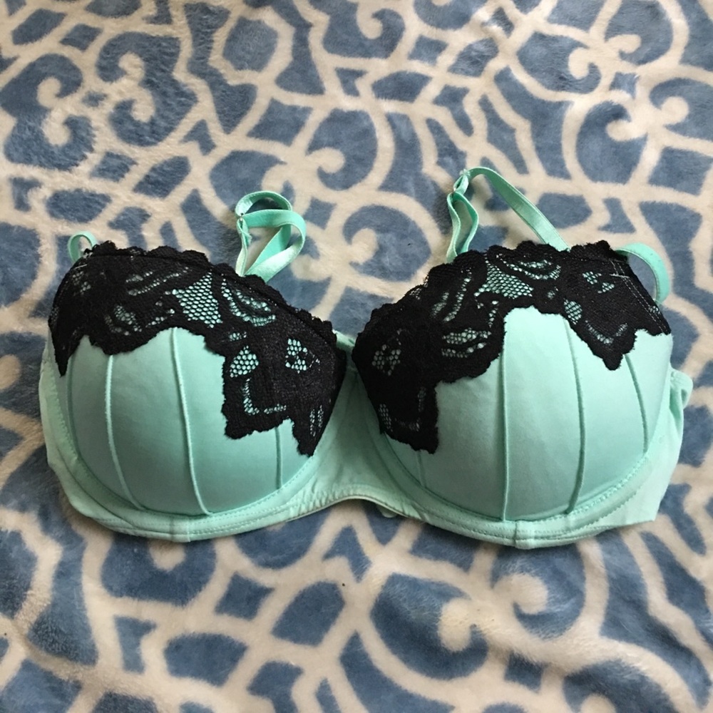Candie's turquoise with black lace bra