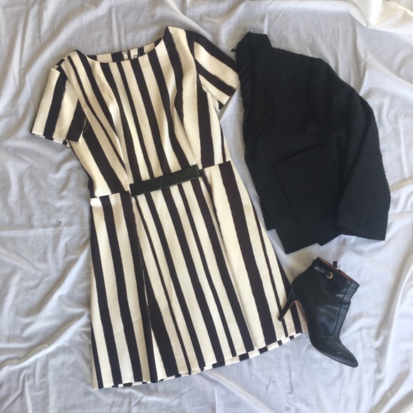 Topshop Dresses & Skirts - 🎆SALE🎆 Topshop Black and White Stripe Dress
