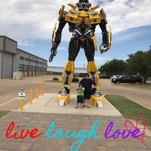 Meet your Posher, Jaime