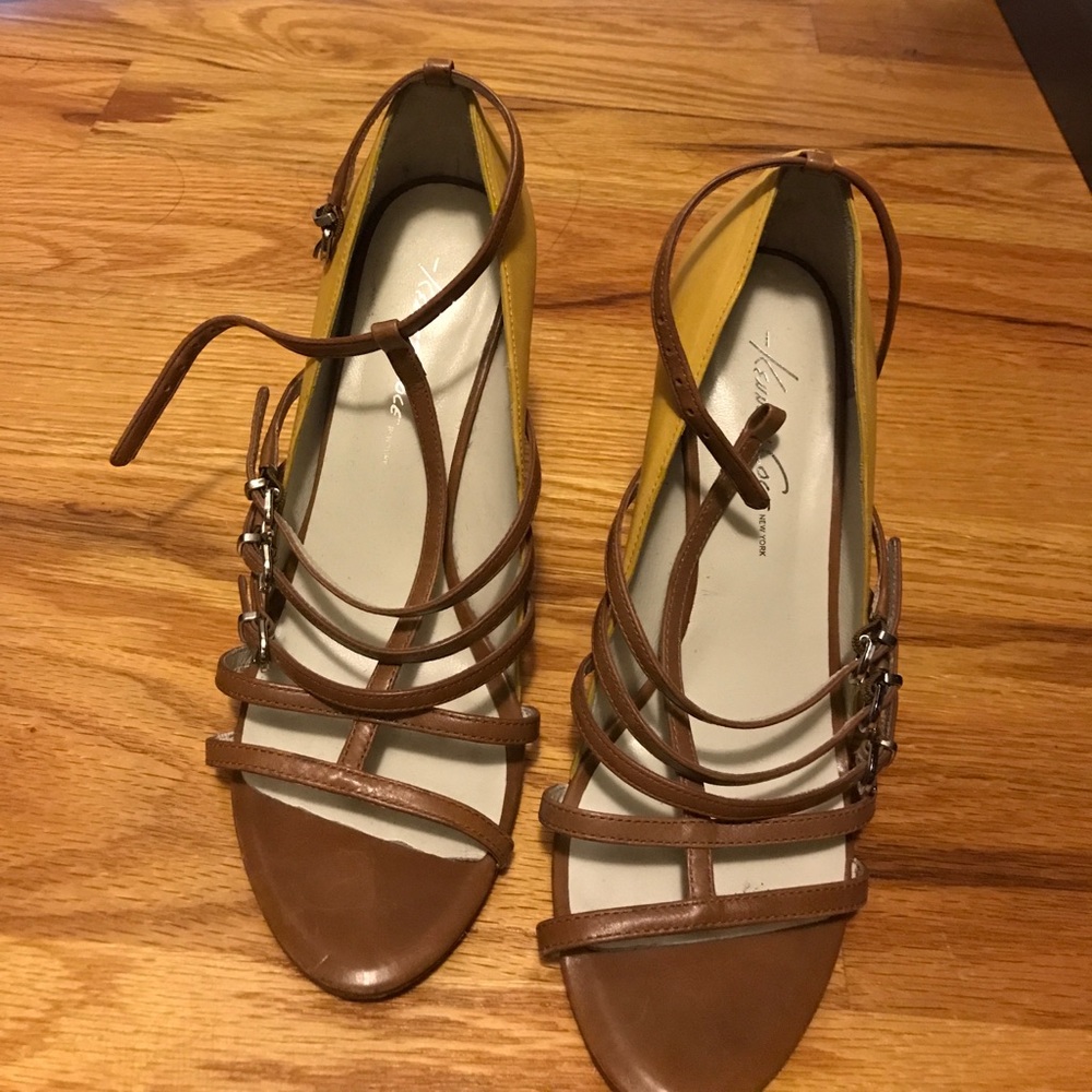 Kenneth Cole NY pump