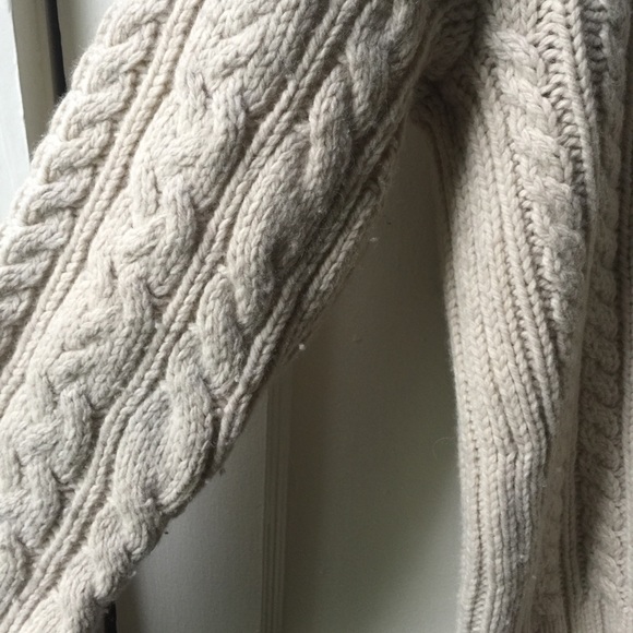 ❌SOLD❌DULUTH TRADING CO Fishermen Sweater Cable - Picture 4 of 5