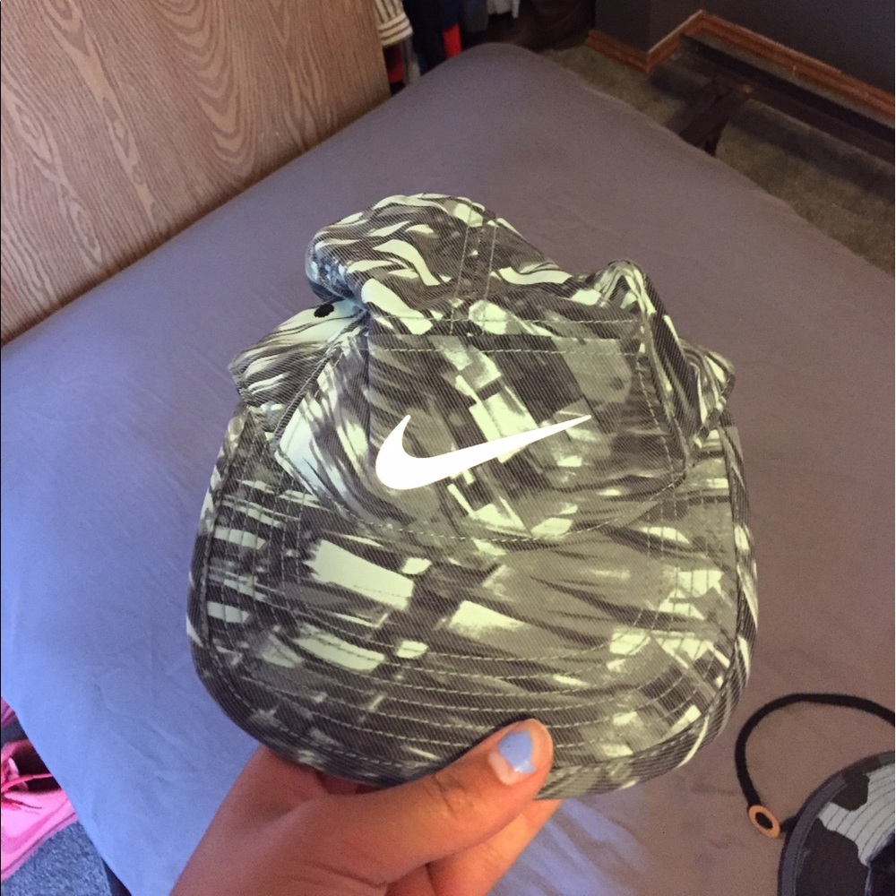 Running hat