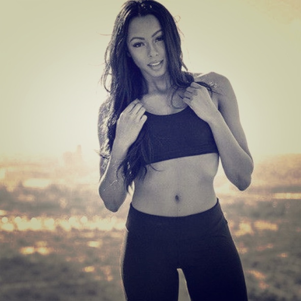 Modus Stealth Black Sports Bra