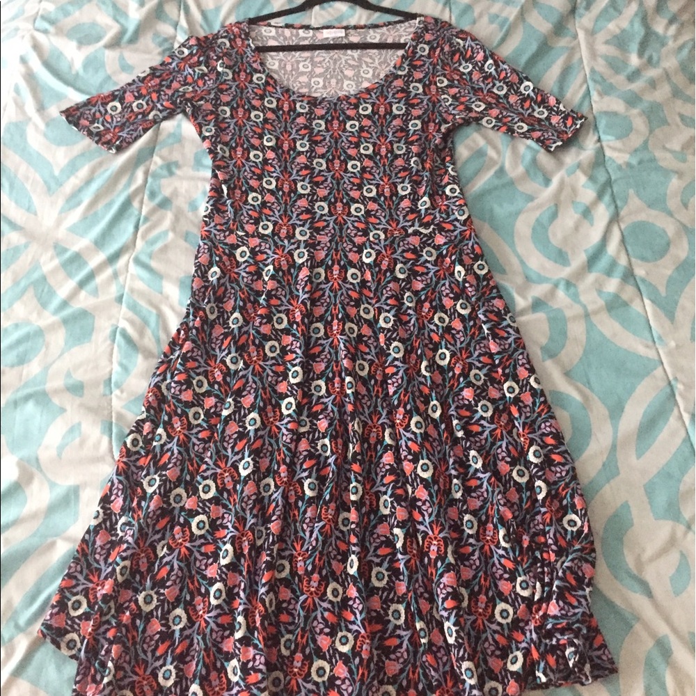 Lularoe Nicole Style dress