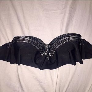 Strapless tribal swim top