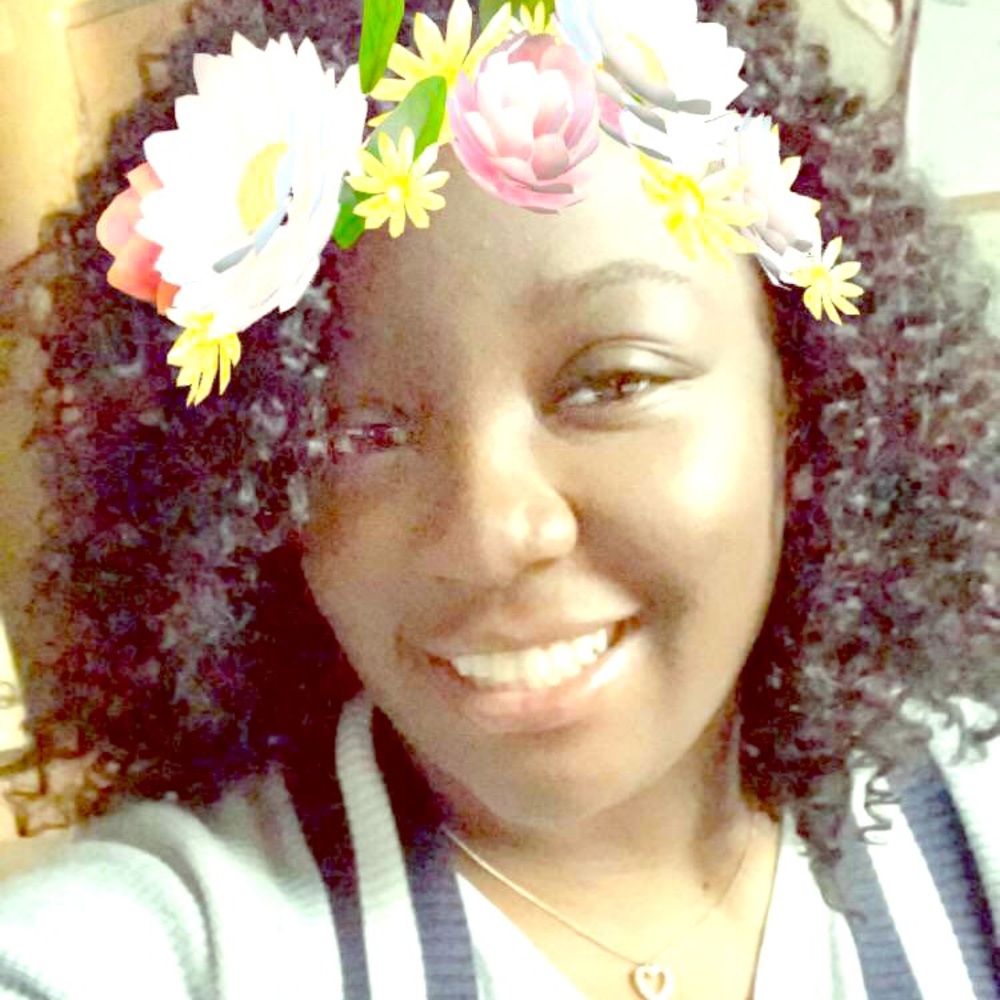 MORE ITEMS ARE COMING 💕💕😘